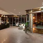 Signature Hotel Apartments And Spa Marina