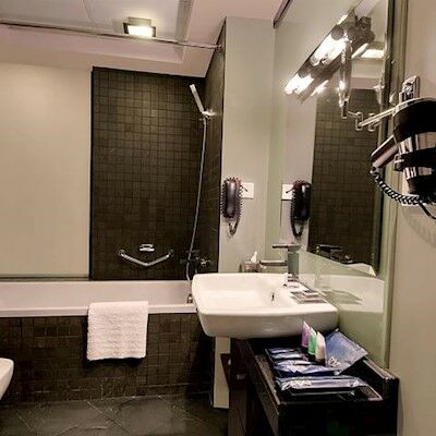 Signature Hotel Apartments And Spa Marina